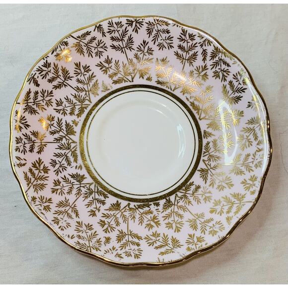 Colclough Bone China Tea Saucer Pink Gold Leaves Trim Crafted in England 1616 - Picture 7 of 7